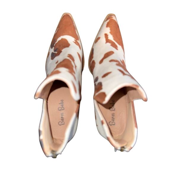 Barn Babe Boots Brown and White Cow Spots Zipper in back - size 8 -R12 - Picture 7 of 9